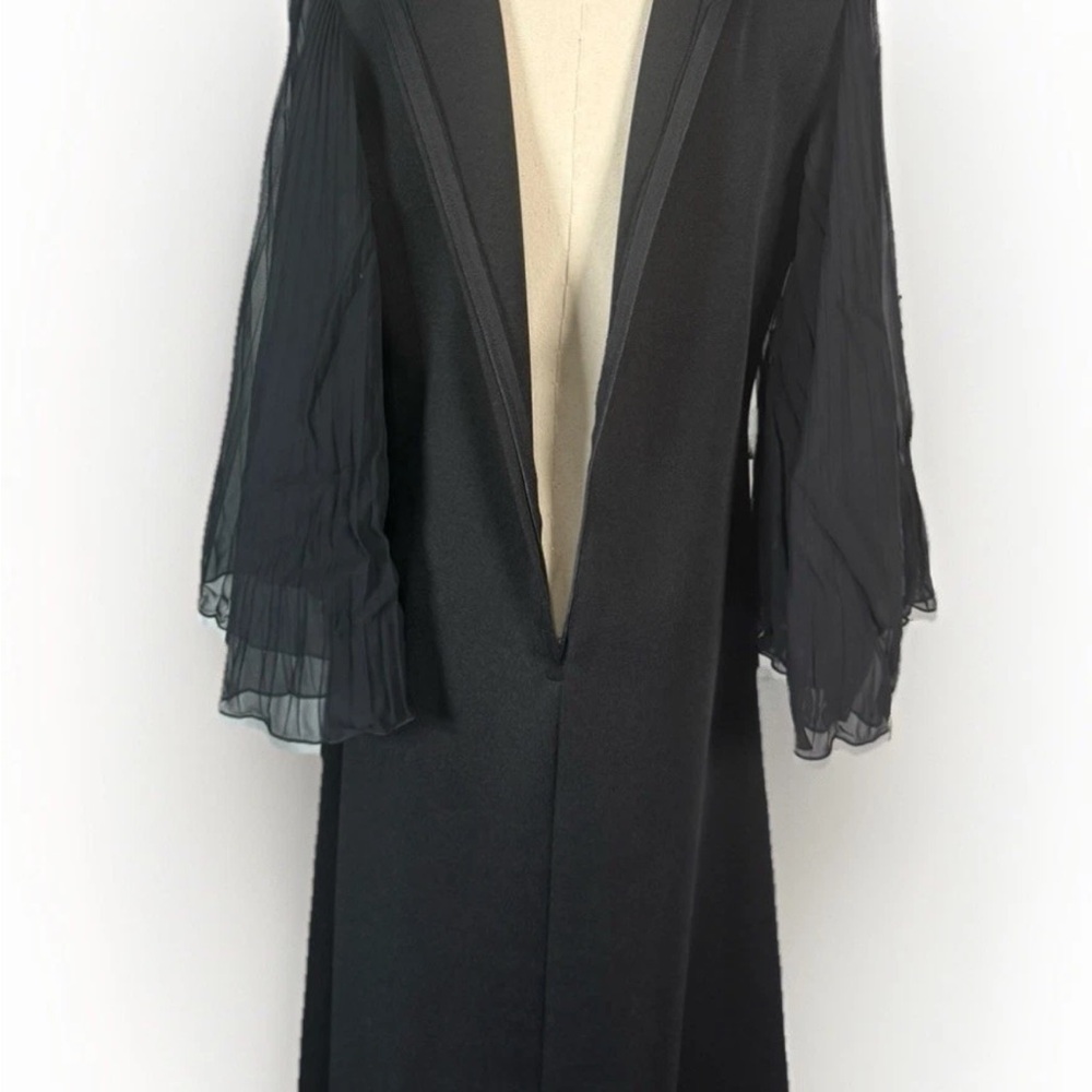 (L) VINTAGE LESLIE POMER Black Maxi Dress with Pleated Sheer Sleeves - Picture 7 of 16